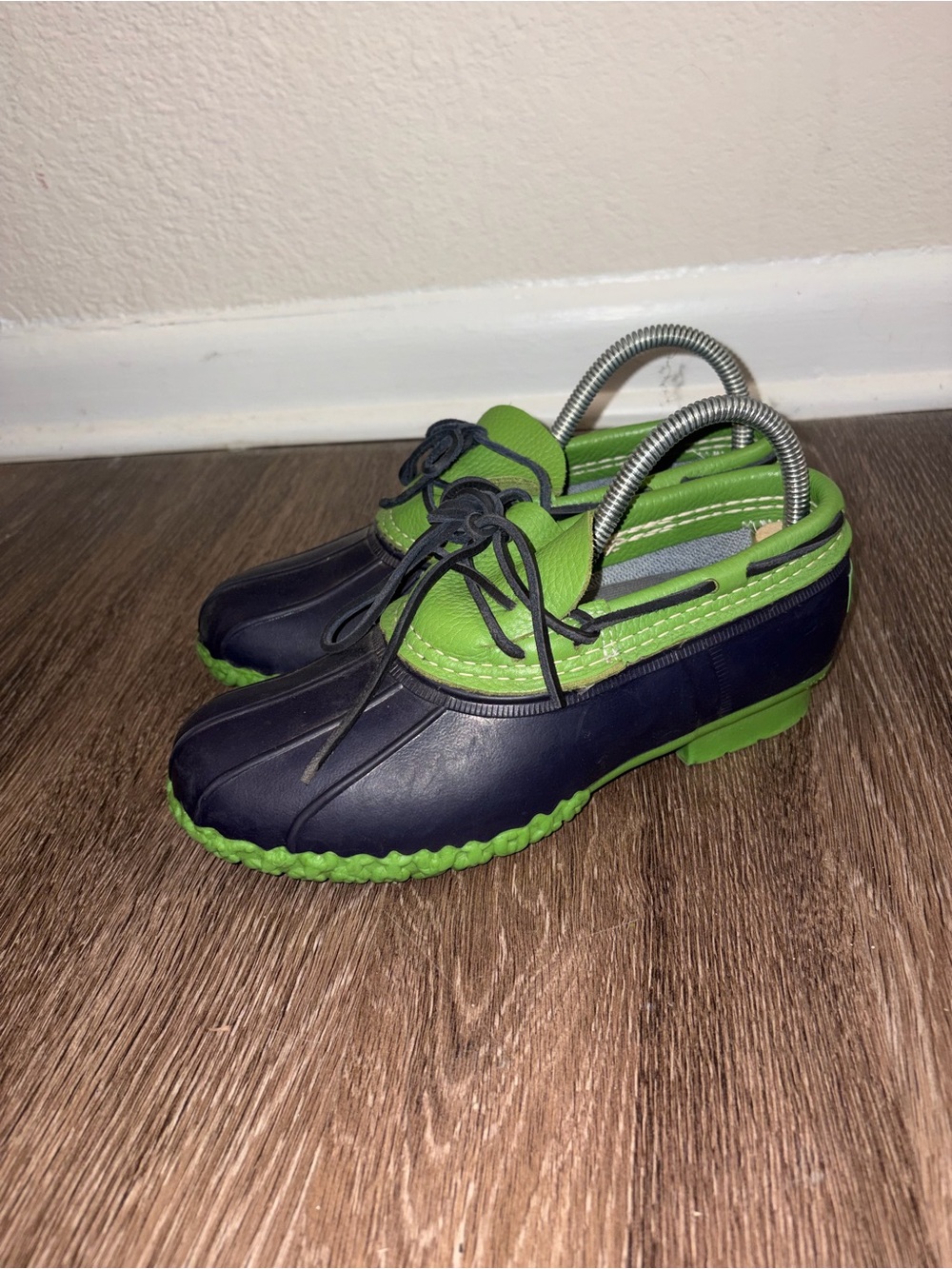Womens 7M Bean Boots by LL Bean Leather Rubber Green Tie Laces Outdoor Wear